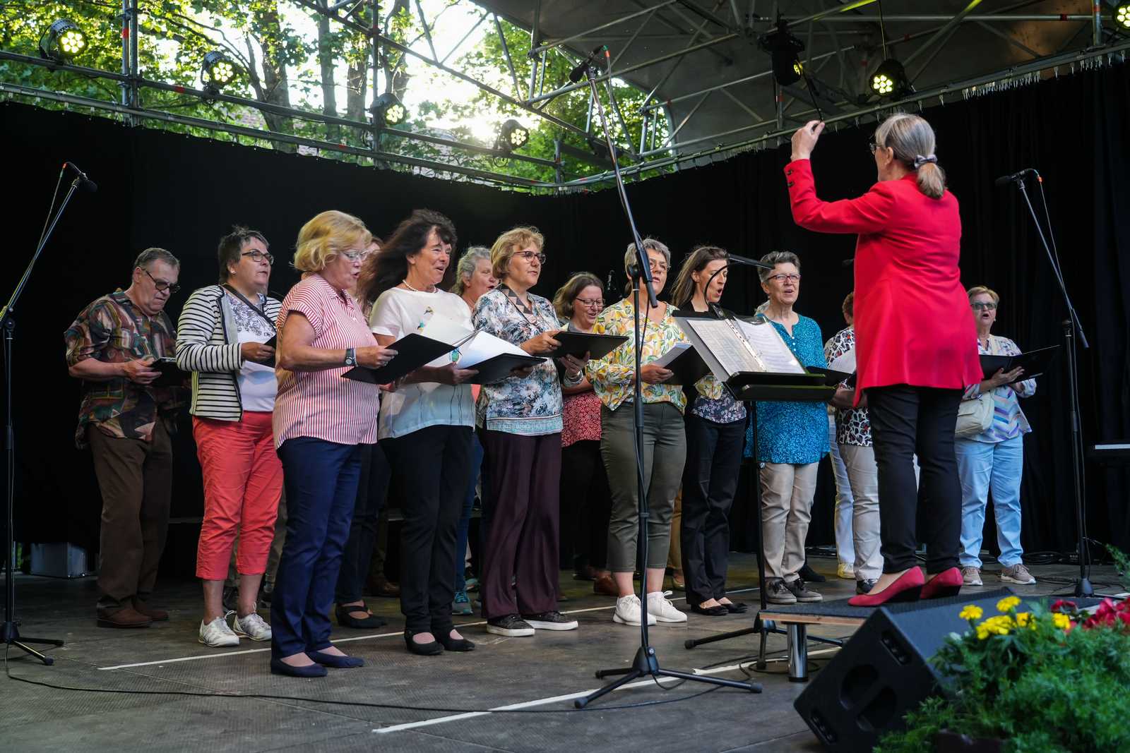 Gemischter Chor an der Stadtbadserenade 2023